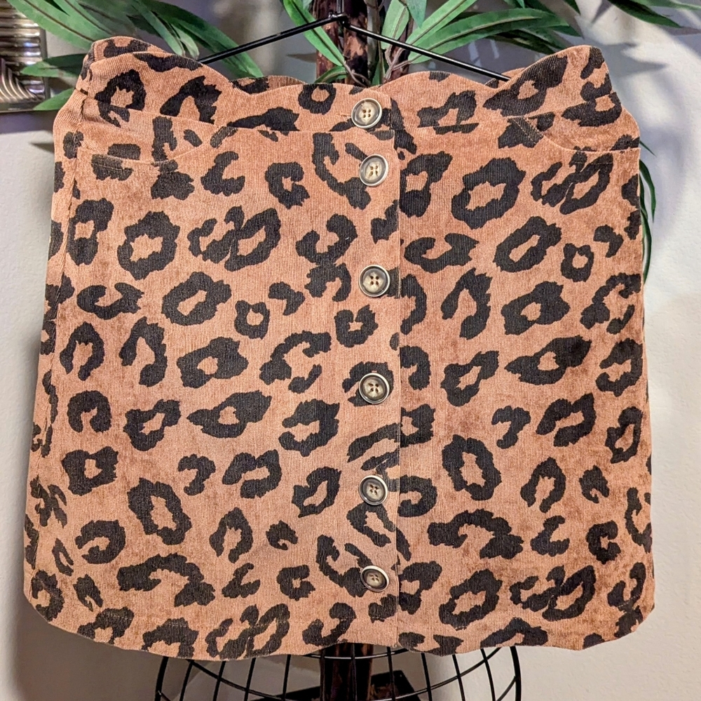 Blu Pepper Leopard Mini Skirt